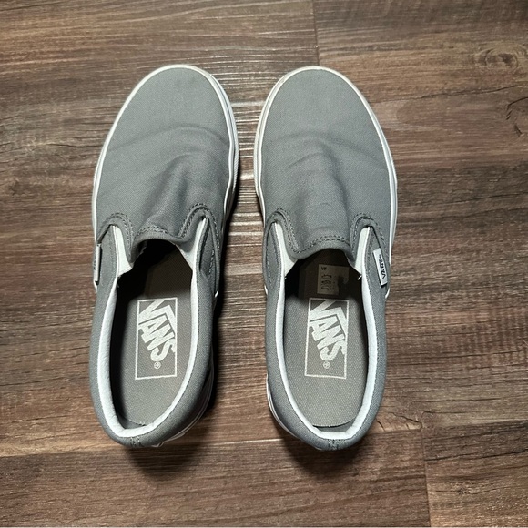 Vans Gray Canvas Slip-On Shoes Size 5 Women’s - Picture 2 of 6